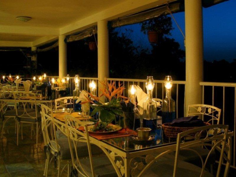 Hotel Mockingbird Hill بورت أنطونيو المظهر الخارجي الصورة