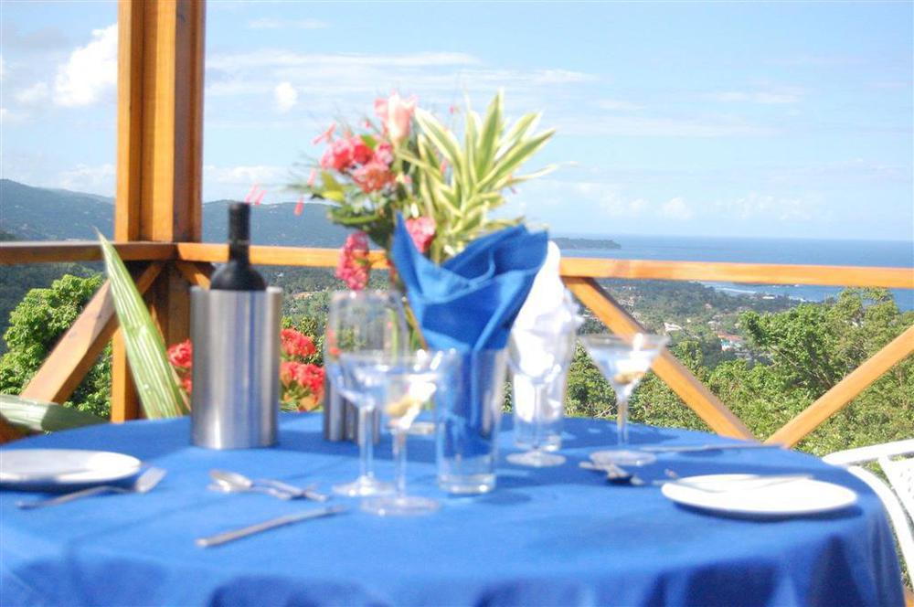 Hotel Mockingbird Hill بورت أنطونيو المطعم الصورة